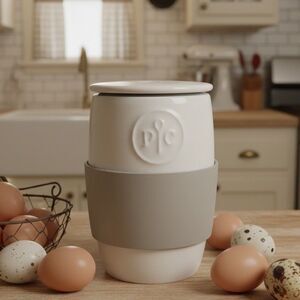 Pampered Chef Ceramic Egg Cooker Mug Cake Muffin Maker Microwave Rubber NWOB